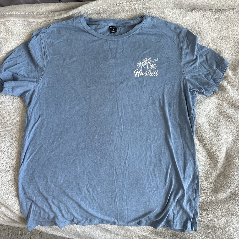 SHEIN Light Blue Short-Sleeve Crewneck Tee with White Hawaii Palm Graphic